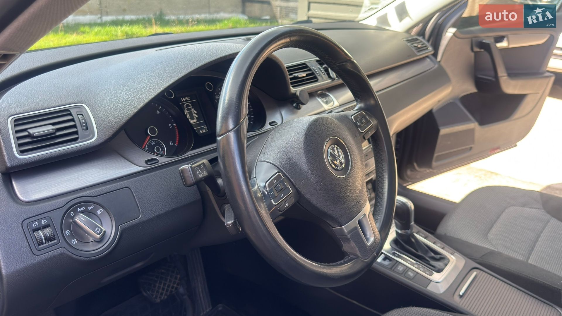 Volkswagen Passat 2011 VIN WVWZZZ3CZCE086972 фото оголошення 11 з 19