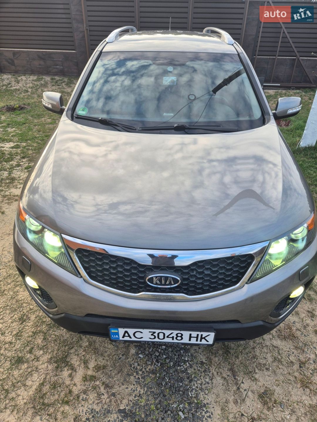 Kia Sorento 2011 VIN KNAKU814DB5170557 фото оголошення 2 з 62