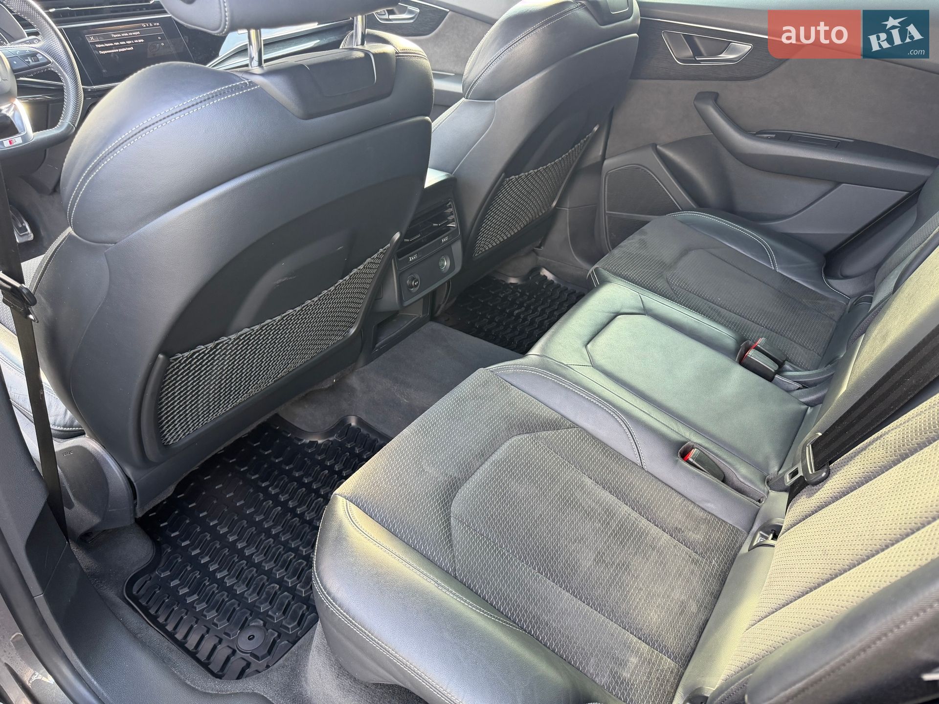 Audi Q8 2019 VIN WAUZZZF10LD009230 фото оголошення 3 з 11