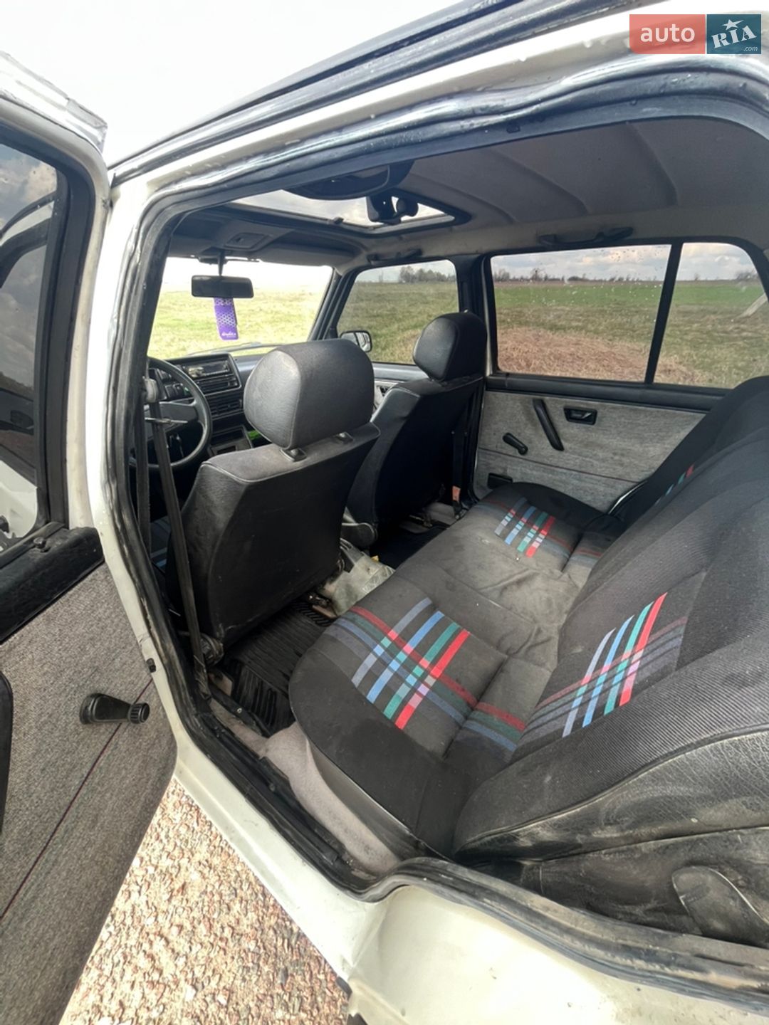Volkswagen Golf 1989 VIN WVWZZZ1GZKB018405 фото оголошення 7 з 8