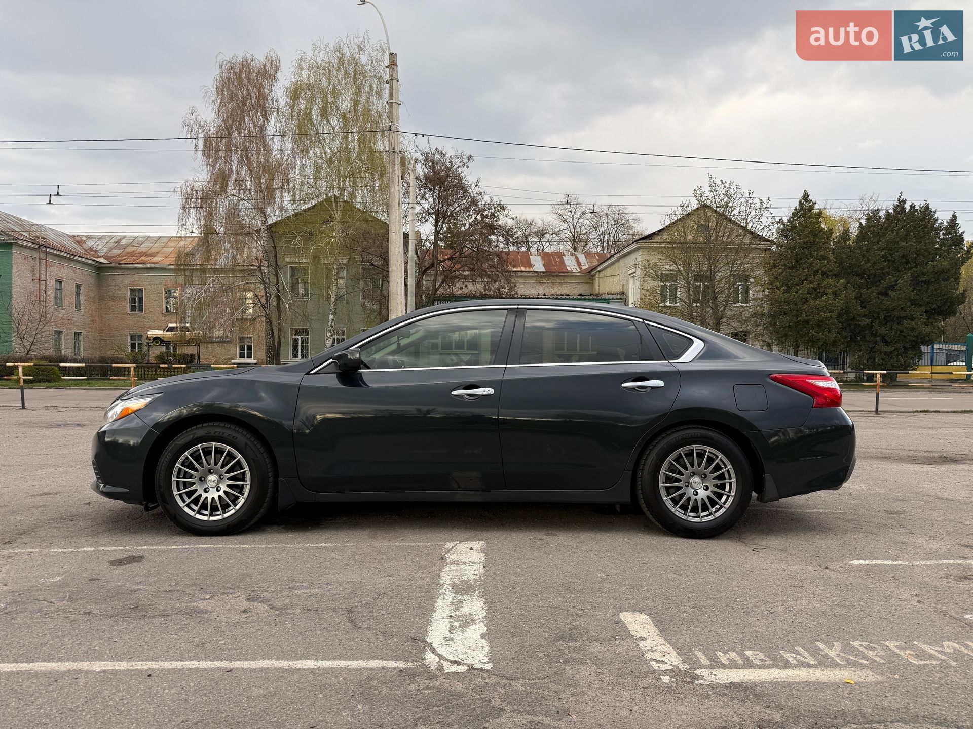 Nissan Altima 2017 VIN 1N4AL3AP3HC241270 фото оголошення 34 з 37