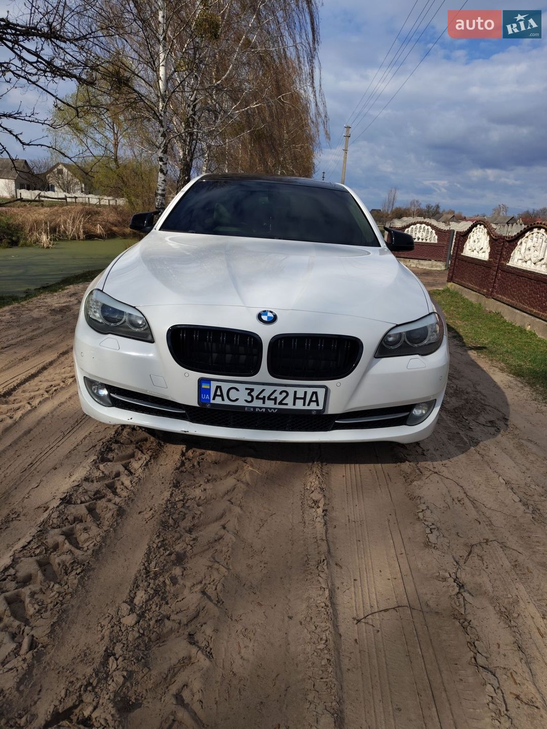 BMW 5 Series 2011 VIN WBAXH5C5XCDW03088 фото оголошення 2 з 5