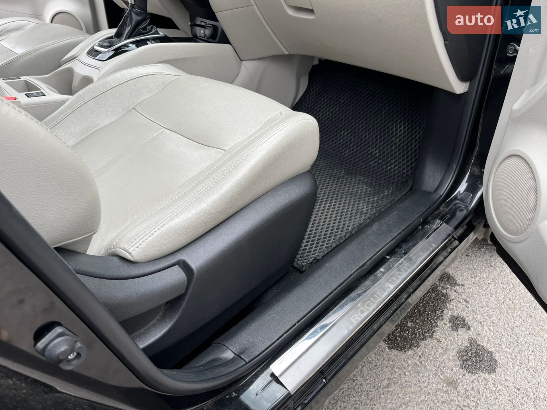 Nissan Rogue Sport 2017 VIN JN1BJ1CP5HW005985 фото оголошення 11 з 17