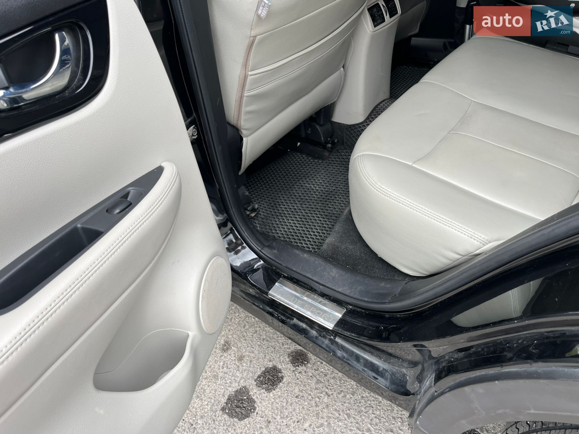 Nissan Rogue Sport 2017 VIN JN1BJ1CP5HW005985 фото оголошення 15 з 17