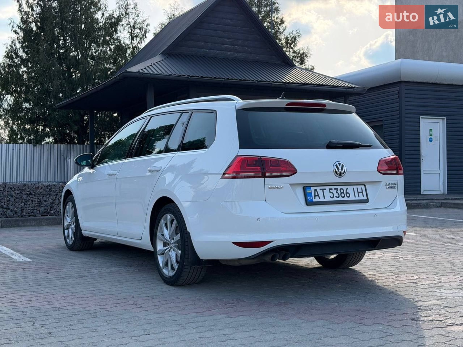 Volkswagen Golf 2015 VIN WVWZZZAUZFP590301 фото оголошення 27 з 30
