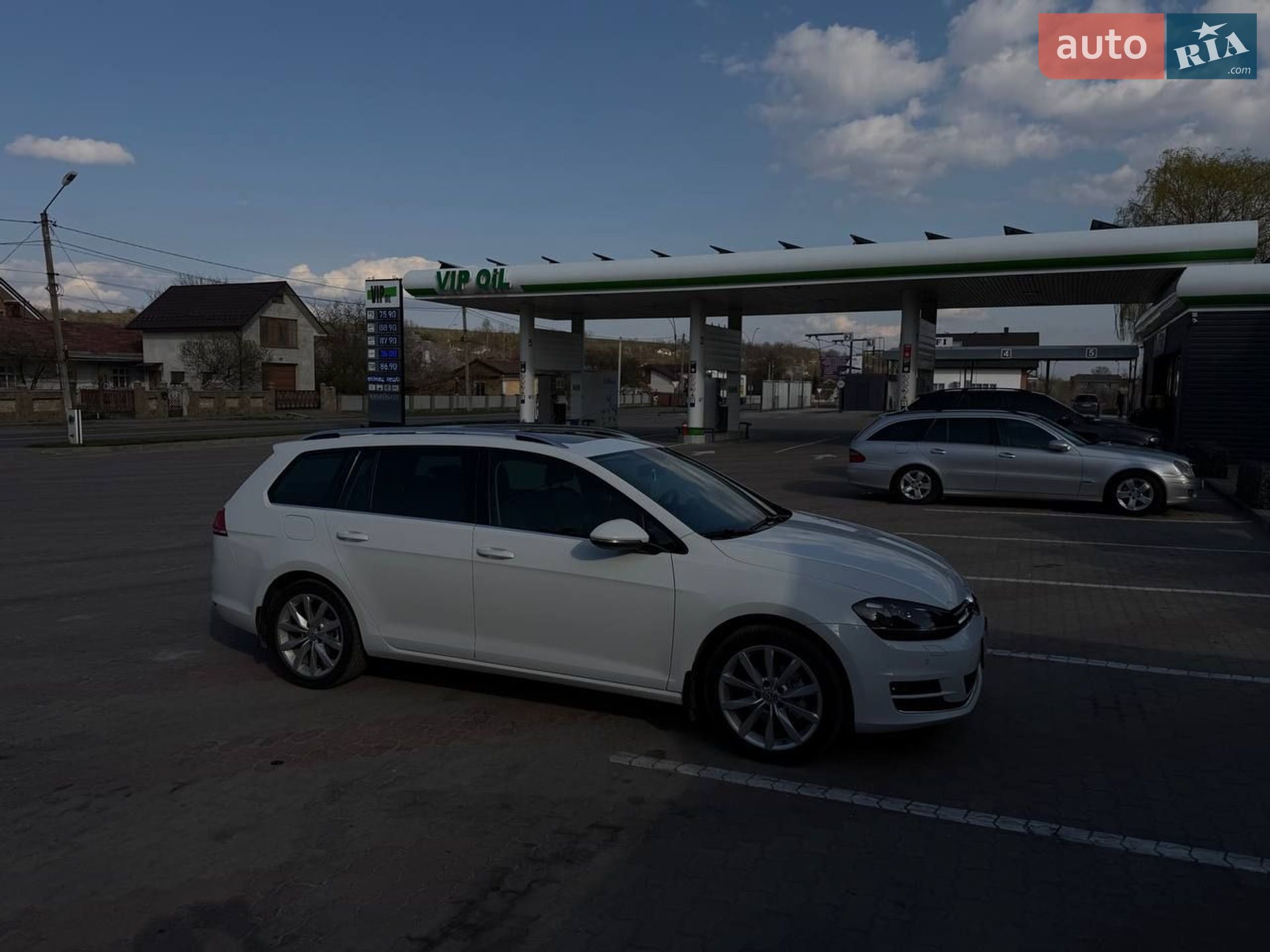 Volkswagen Golf 2015 VIN WVWZZZAUZFP590301 фото оголошення 2 з 30