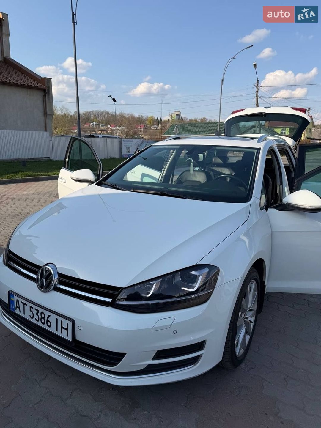 Volkswagen Golf 2015 VIN WVWZZZAUZFP590301 фото оголошення 30 з 30