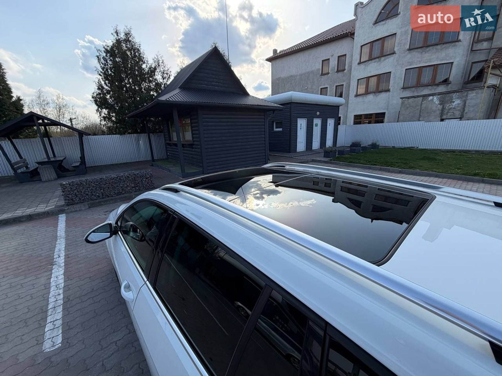 Volkswagen Golf 2015 VIN WVWZZZAUZFP590301 фото оголошення 29 з 30