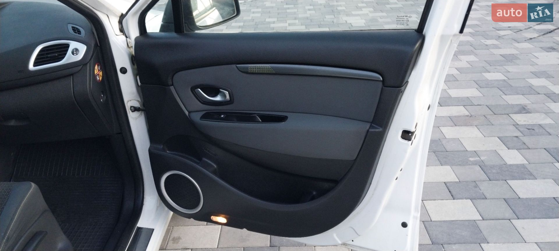 Renault Scenic 2009 VIN VF1JZ0V0641846548 фото оголошення 3 з 18
