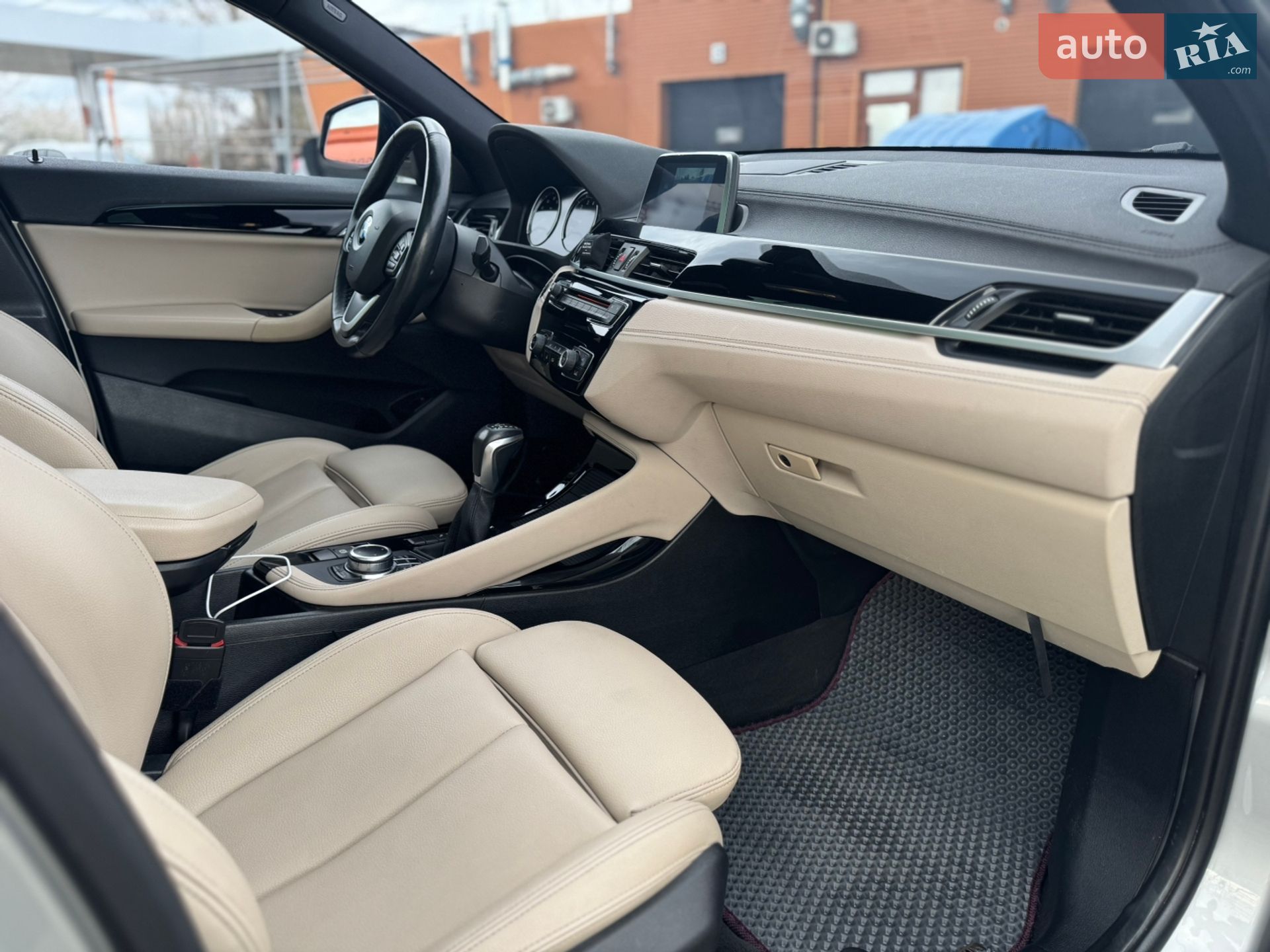 BMW X2 2018 VIN WBXYJ3C38JEP75774 фото оголошення 15 з 26