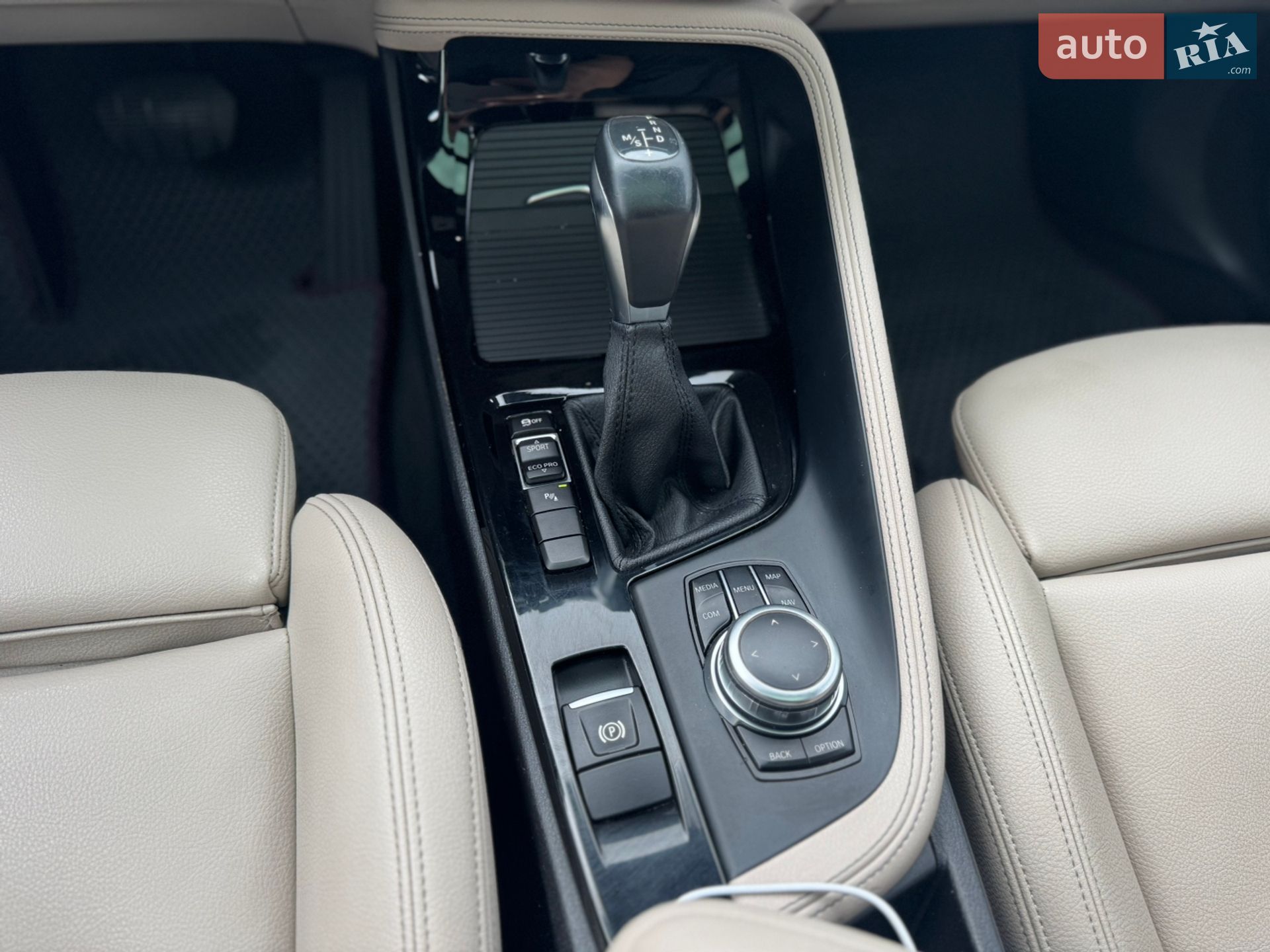 BMW X2 2018 VIN WBXYJ3C38JEP75774 фото оголошення 19 з 26