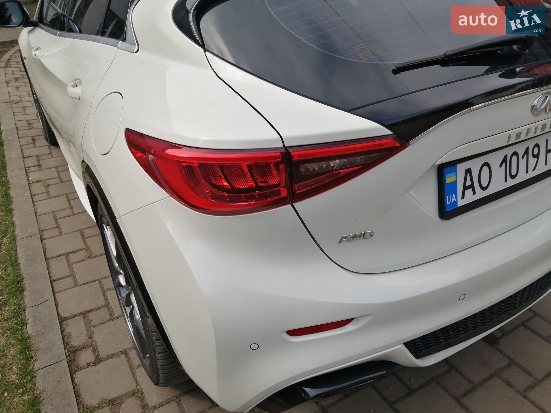 Infiniti Q30 2016 VIN SJKDBNH15U1002582 фото оголошення 5 з 26