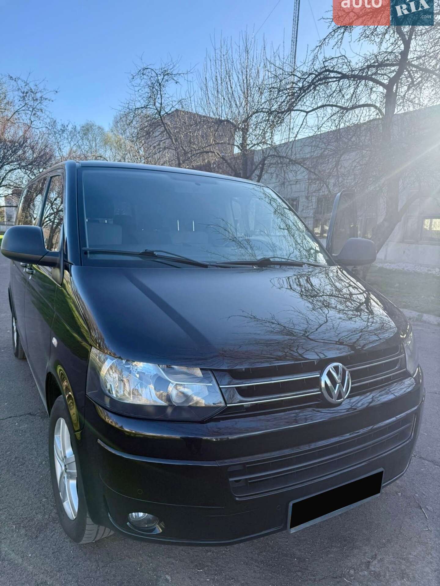 Volkswagen Multivan 2011 VIN WV2ZZZ7HZBH092783 фото оголошення 4 з 15