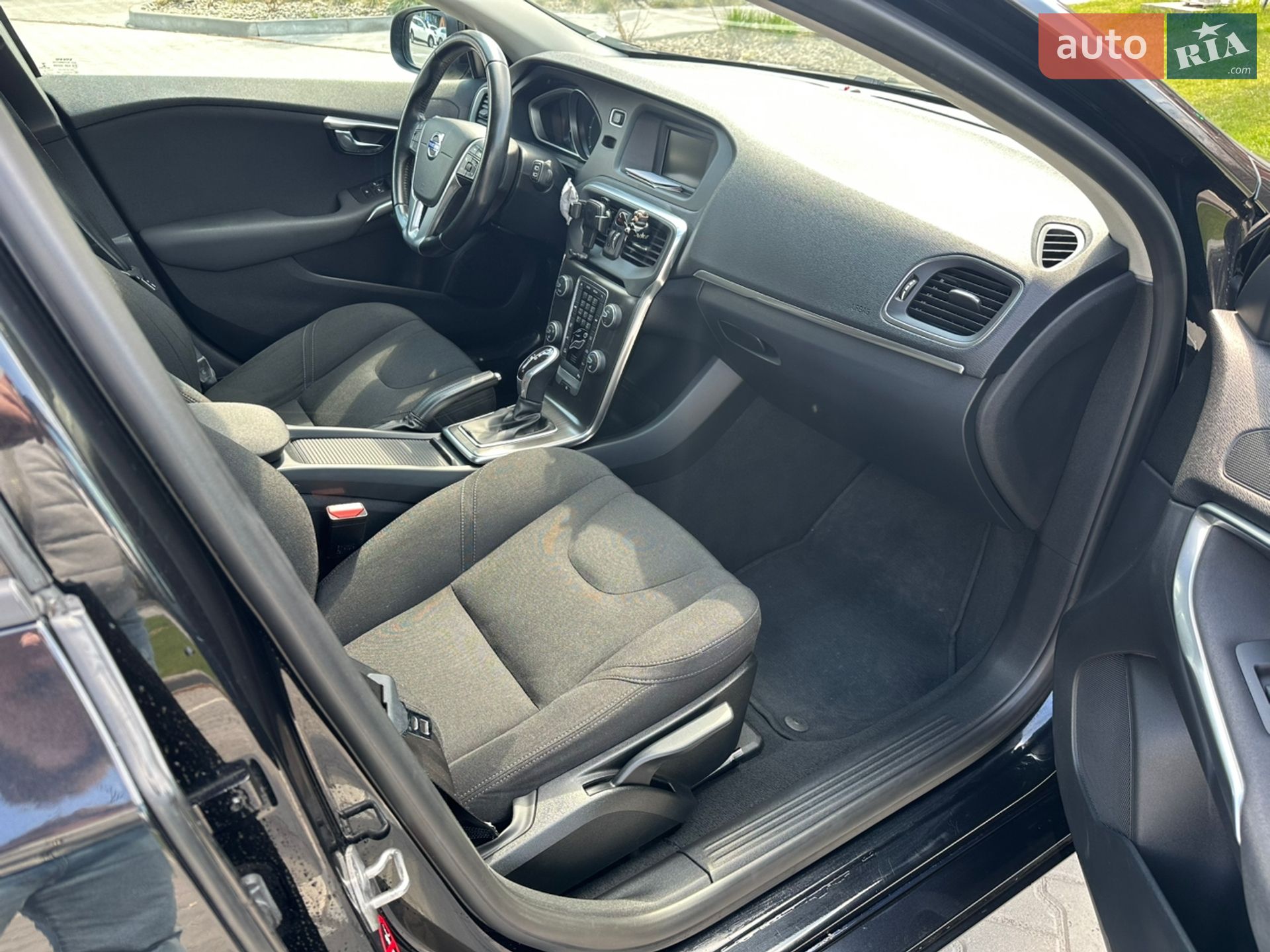 Volvo V40 2015 VIN YV1MVA8LDF2239687 фото оголошення 11 з 24