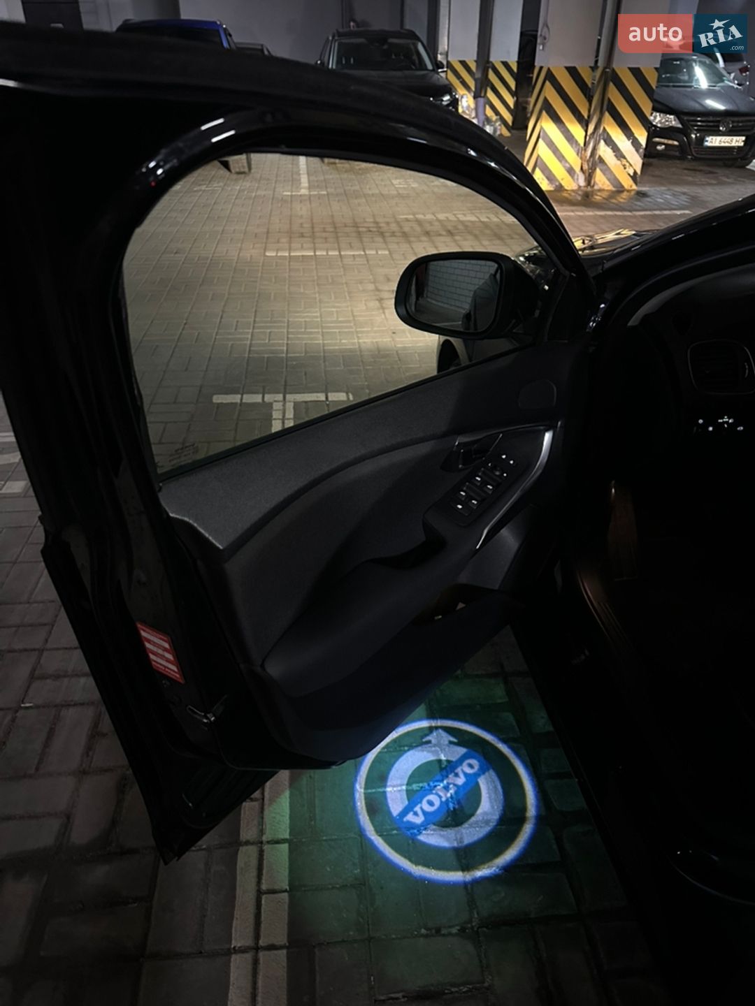 Volvo V40 2015 VIN YV1MVA8LDF2239687 фото оголошення 23 з 24