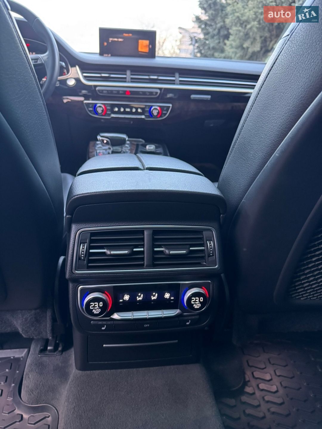 Audi Q7 2016 VIN WA1LAAF77HD026078 фото оголошення 29 з 46