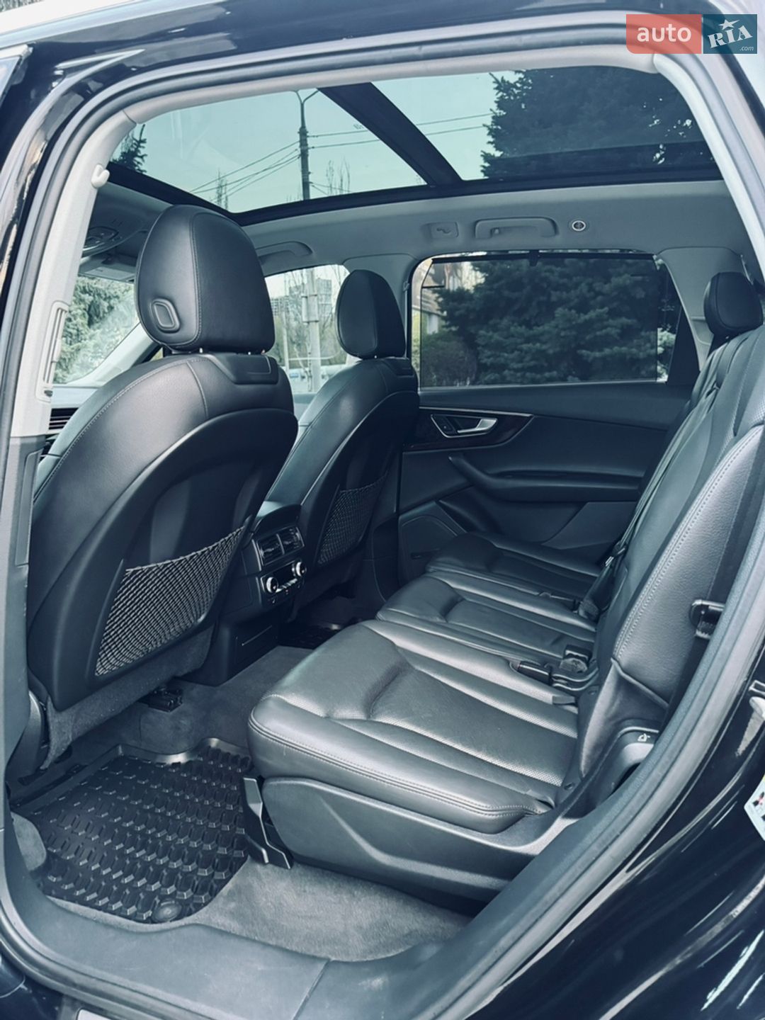 Audi Q7 2016 VIN WA1LAAF77HD026078 фото оголошення 28 з 46