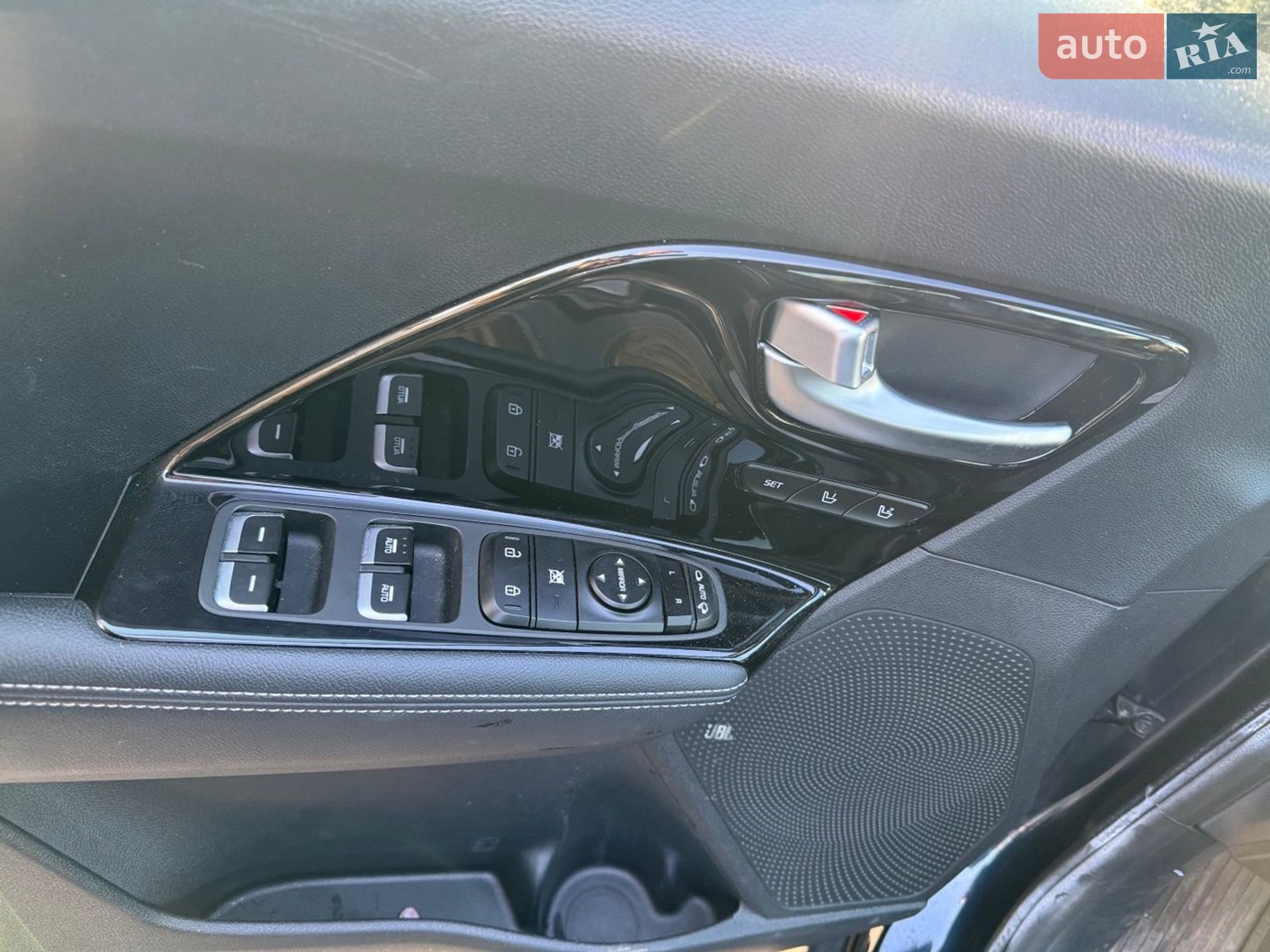 Kia Niro 2019 VIN KNACC81GFK5029511 фото оголошення 13 з 17
