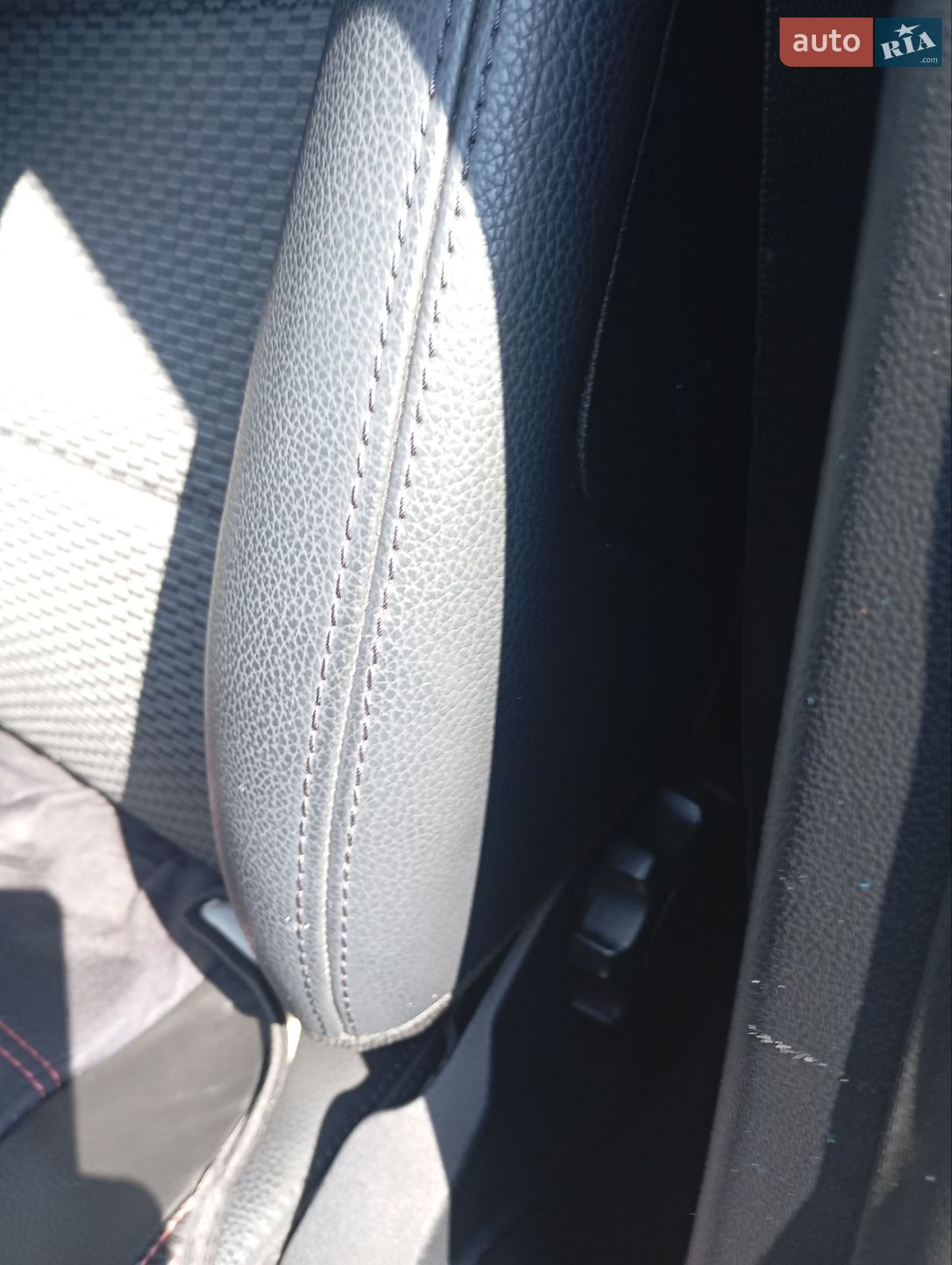Mercedes-Benz B-Class 2011 VIN WDD2452322J686732 фото оголошення 21 з 37