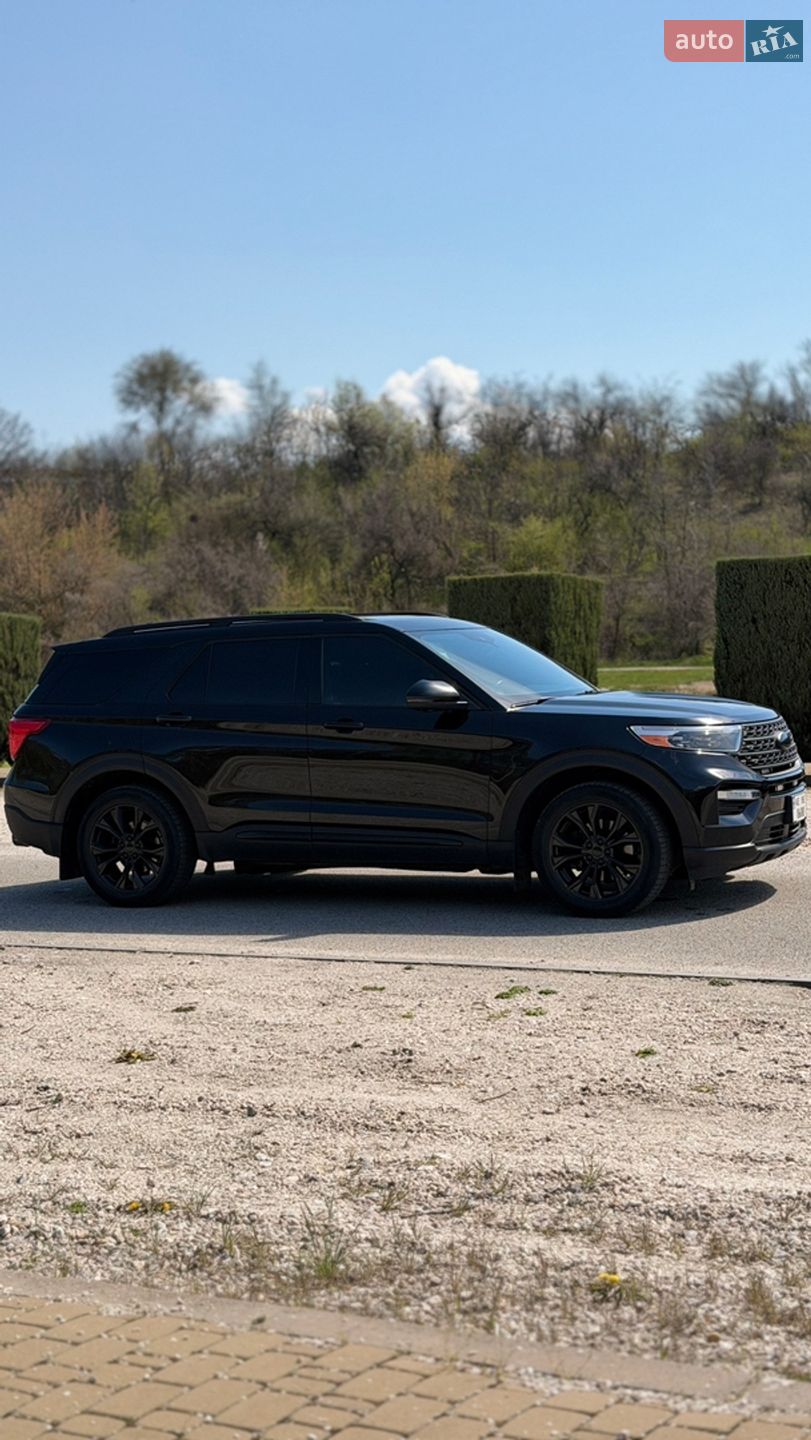 Ford Explorer 2021 VIN 1FMSK8FH3MGB45556 фото оголошення 9 з 27