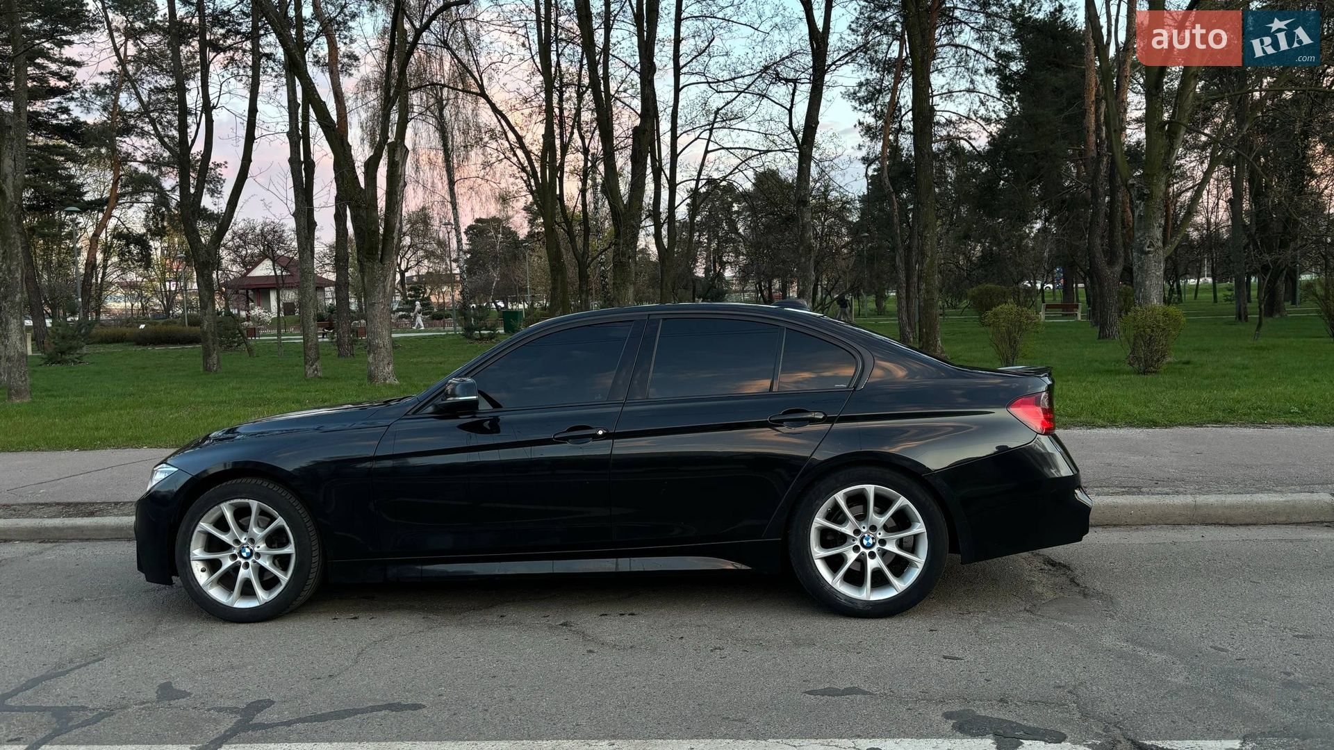 BMW 3 Series 2012 VIN WBA3D31060F247213 фото оголошення 3 з 14