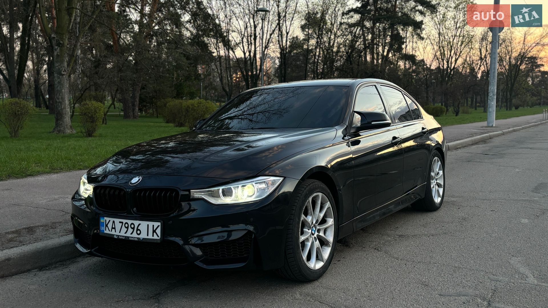 BMW 3 Series 2012 VIN WBA3D31060F247213 фото оголошення 4 з 14