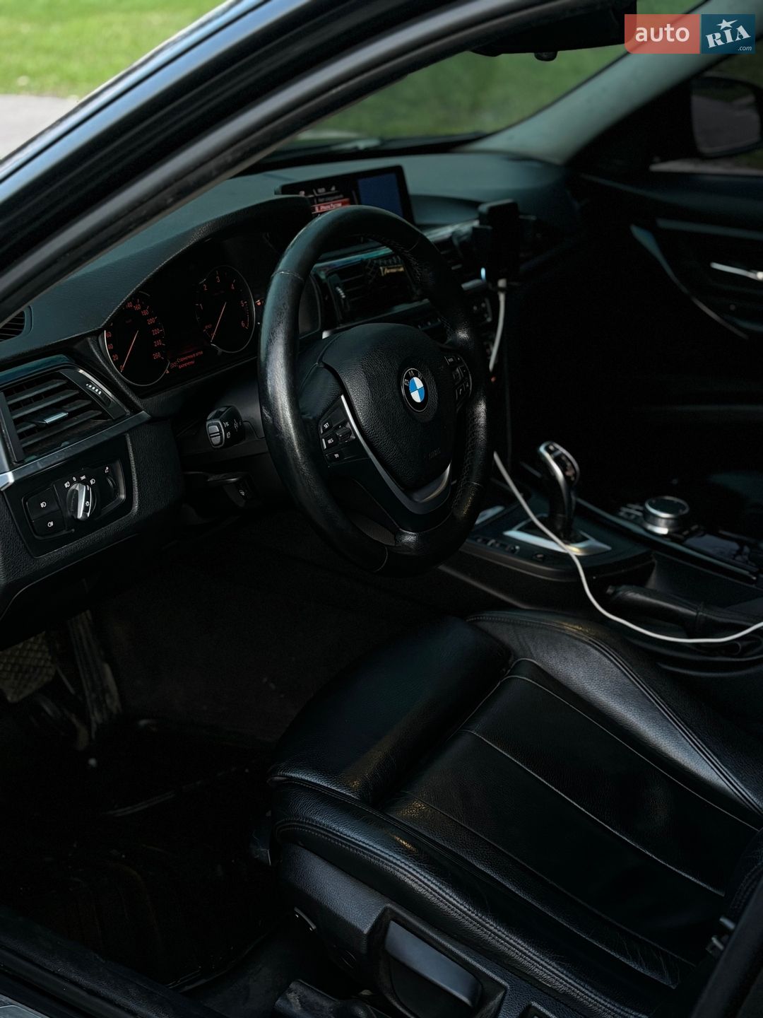 BMW 3 Series 2012 VIN WBA3D31060F247213 фото оголошення 9 з 14