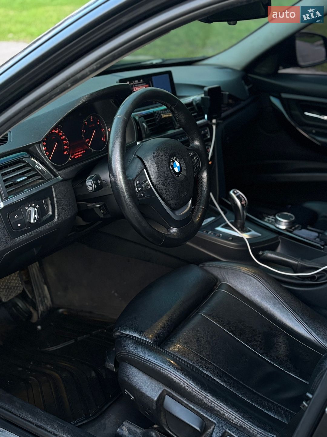 BMW 3 Series 2012 VIN WBA3D31060F247213 фото оголошення 10 з 14