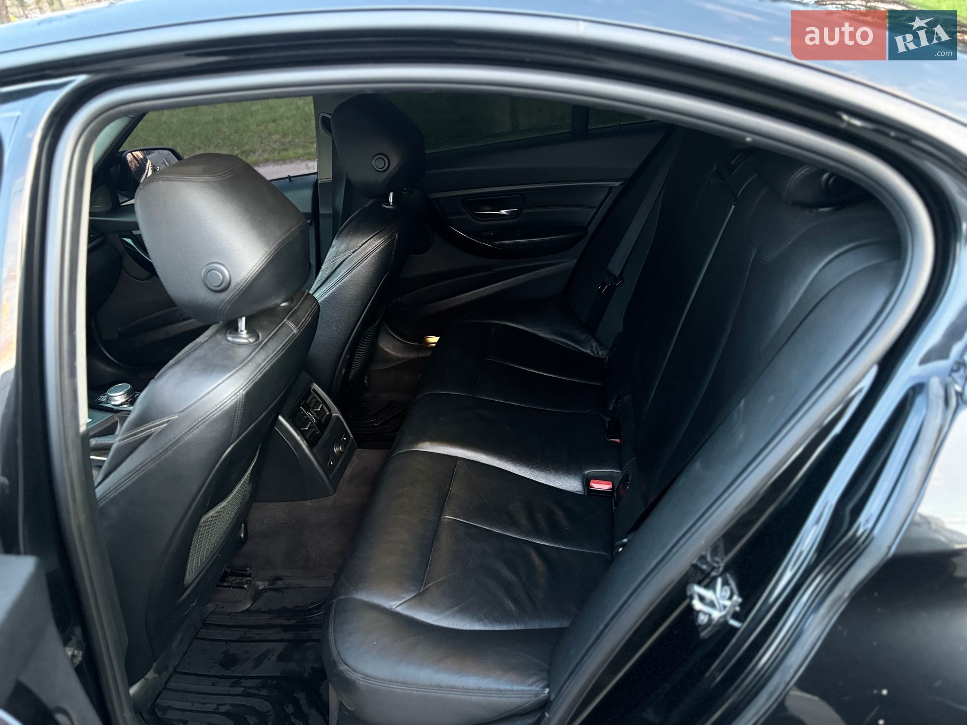 BMW 3 Series 2012 VIN WBA3D31060F247213 фото оголошення 11 з 14