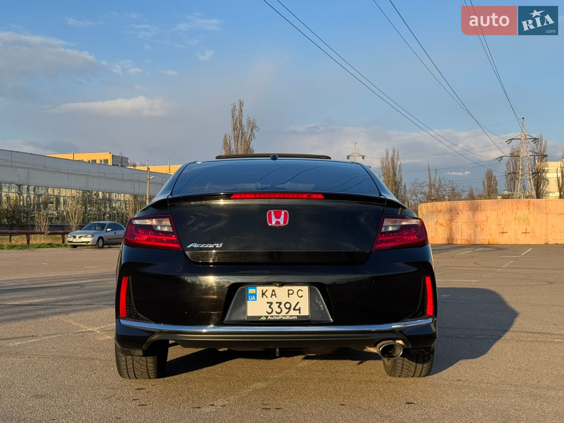 Honda Accord 2017 VIN 1HGCT1B82HA008105 фото оголошення 6 з 40