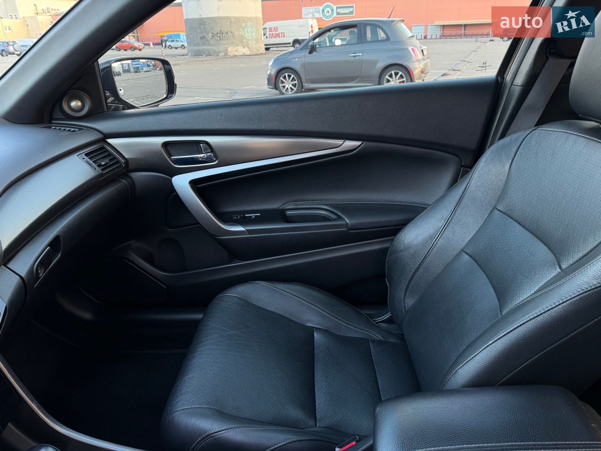 Honda Accord 2017 VIN 1HGCT1B82HA008105 фото оголошення 15 з 40