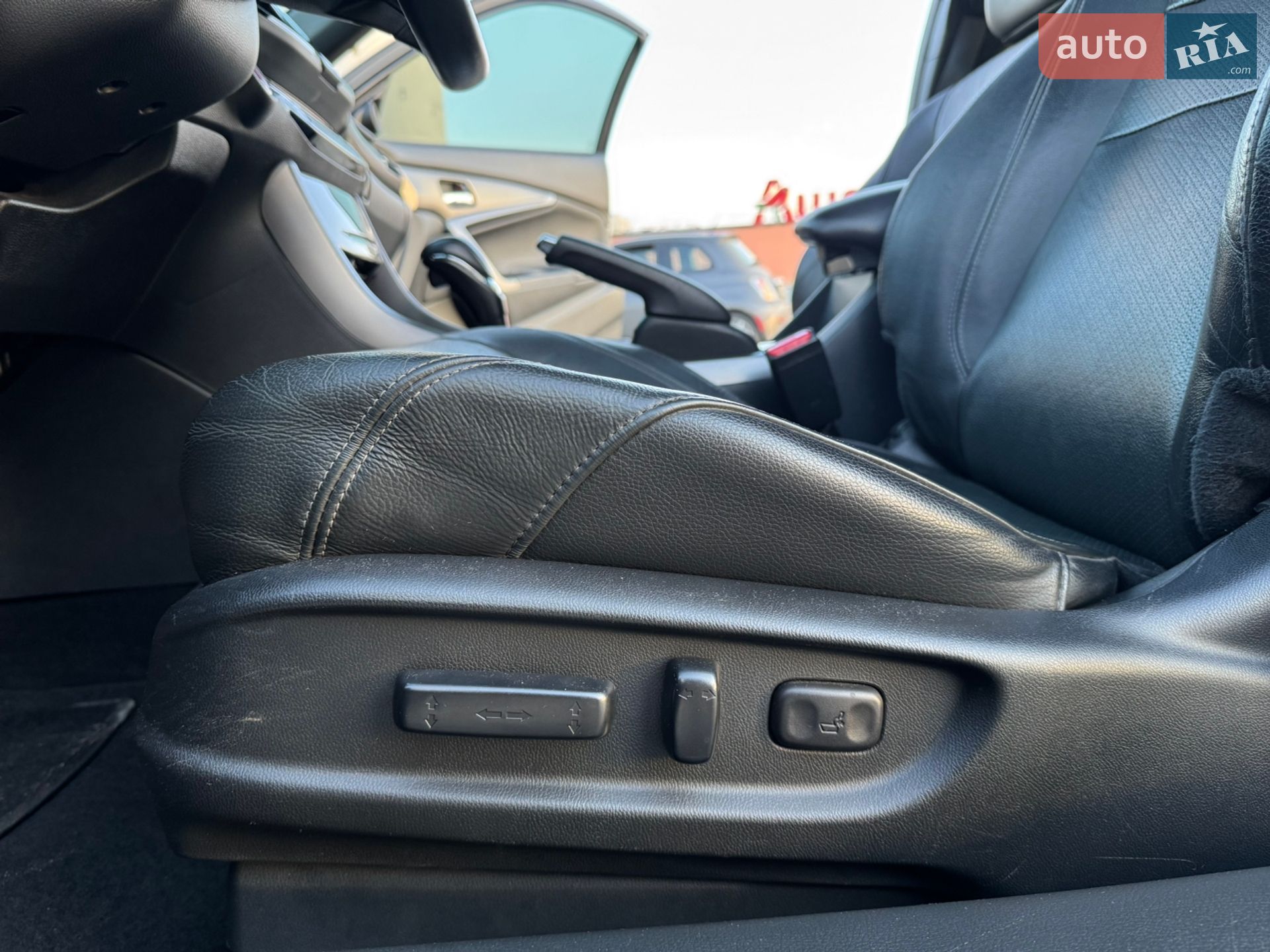Honda Accord 2017 VIN 1HGCT1B82HA008105 фото оголошення 22 з 40