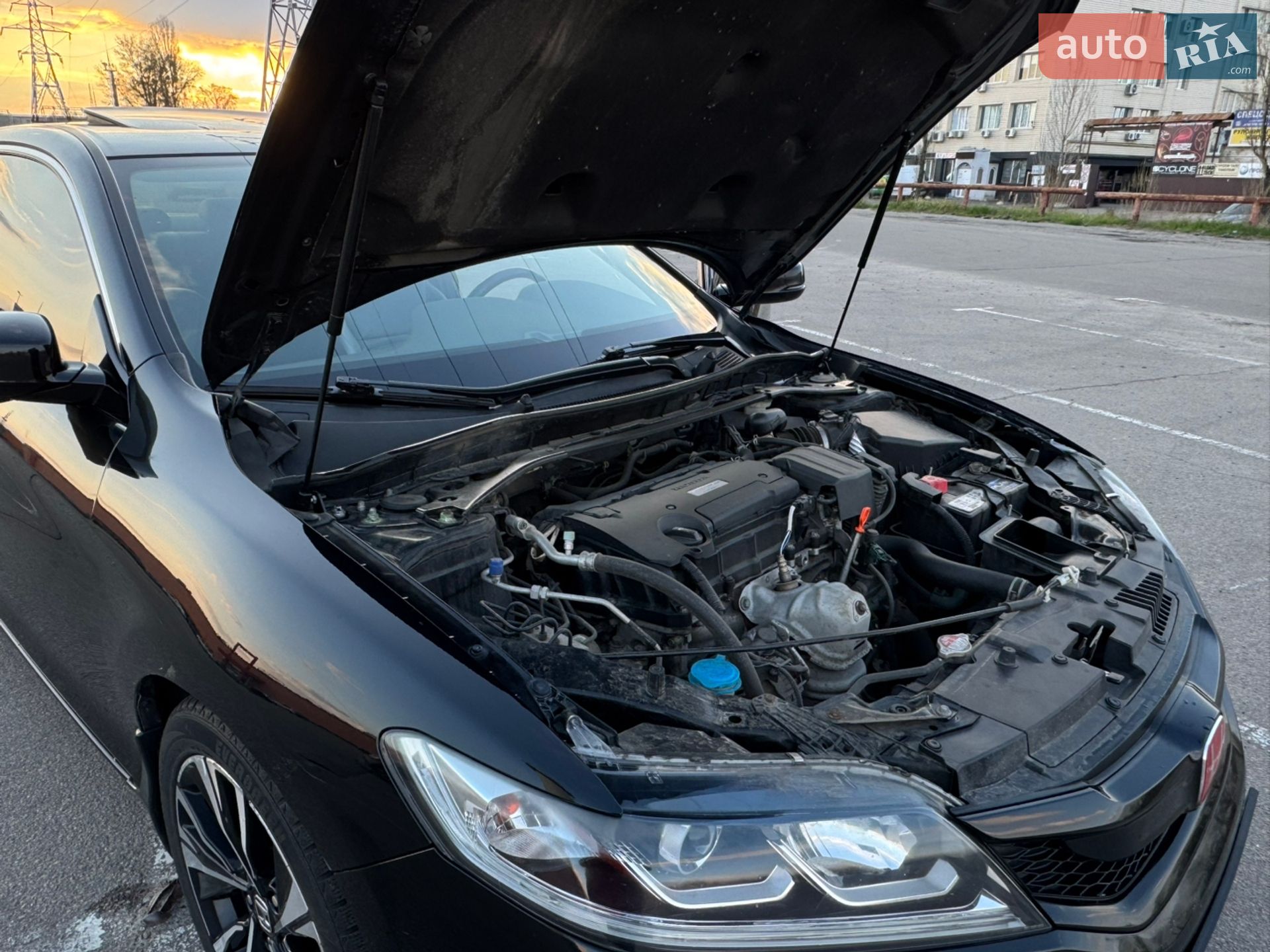 Honda Accord 2017 VIN 1HGCT1B82HA008105 фото оголошення 30 з 40