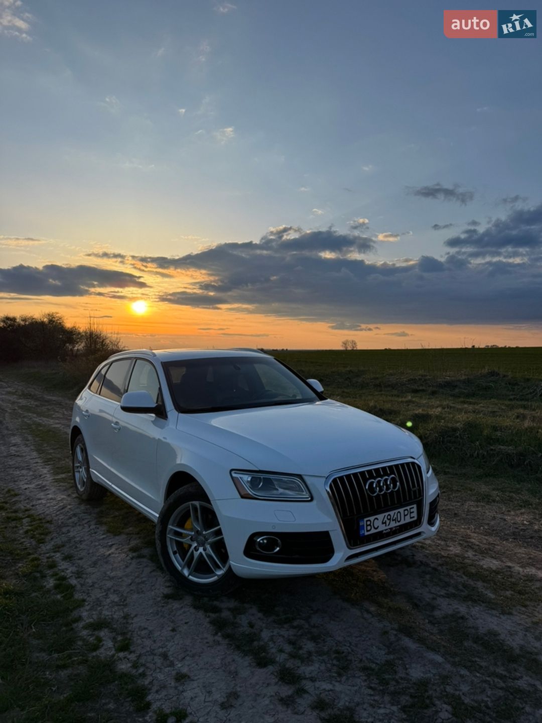 Audi Q5 2012 VIN WA1LFAFP9DA035815 фото оголошення 2 з 18