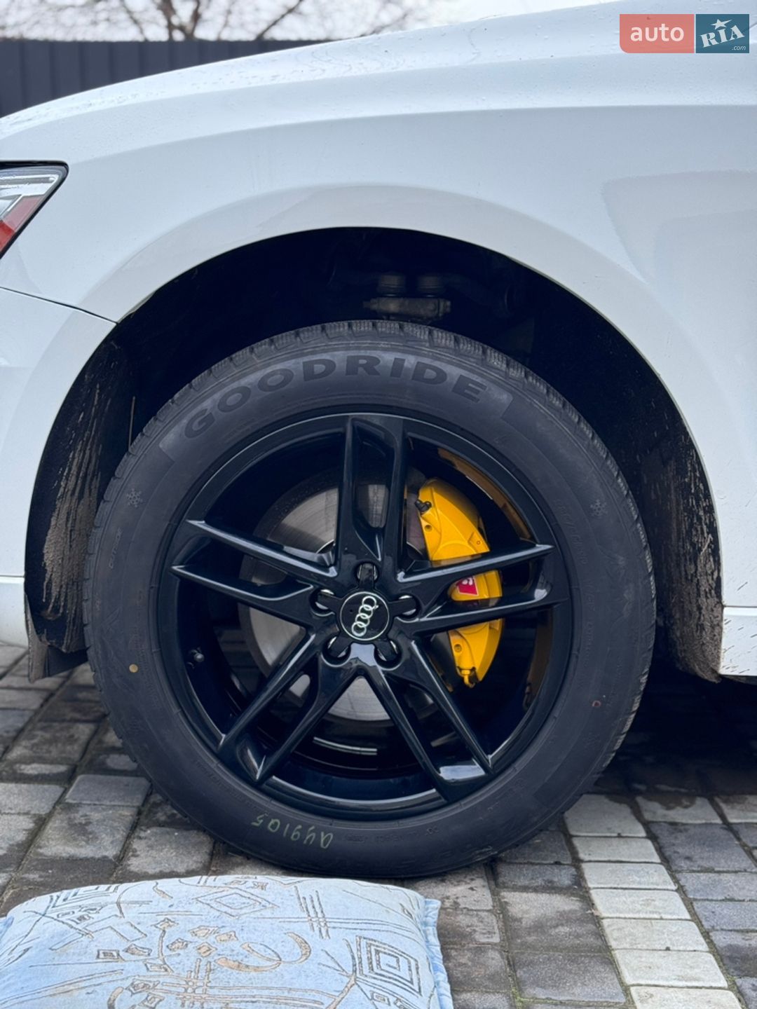 Audi Q5 2012 VIN WA1LFAFP9DA035815 фото оголошення 17 з 18