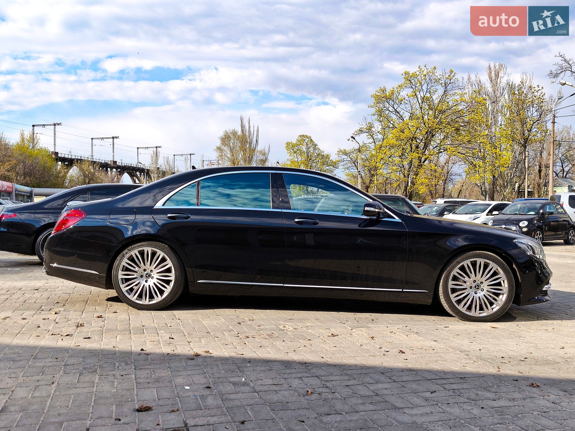 Mercedes-Benz S-Class 2018 VIN WDDUG6EB5KA463412 фото оголошення 7 з 44