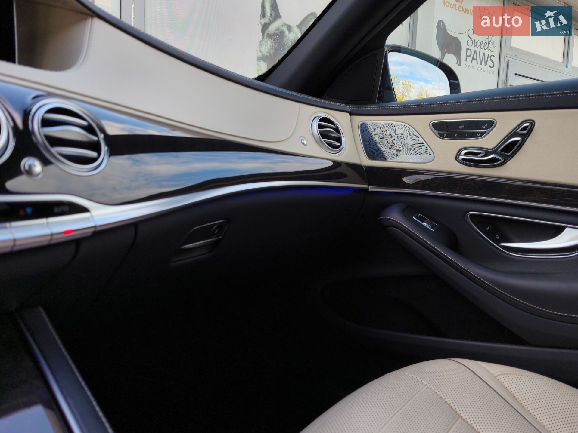 Mercedes-Benz S-Class 2018 VIN WDDUG6EB5KA463412 фото оголошення 40 з 44