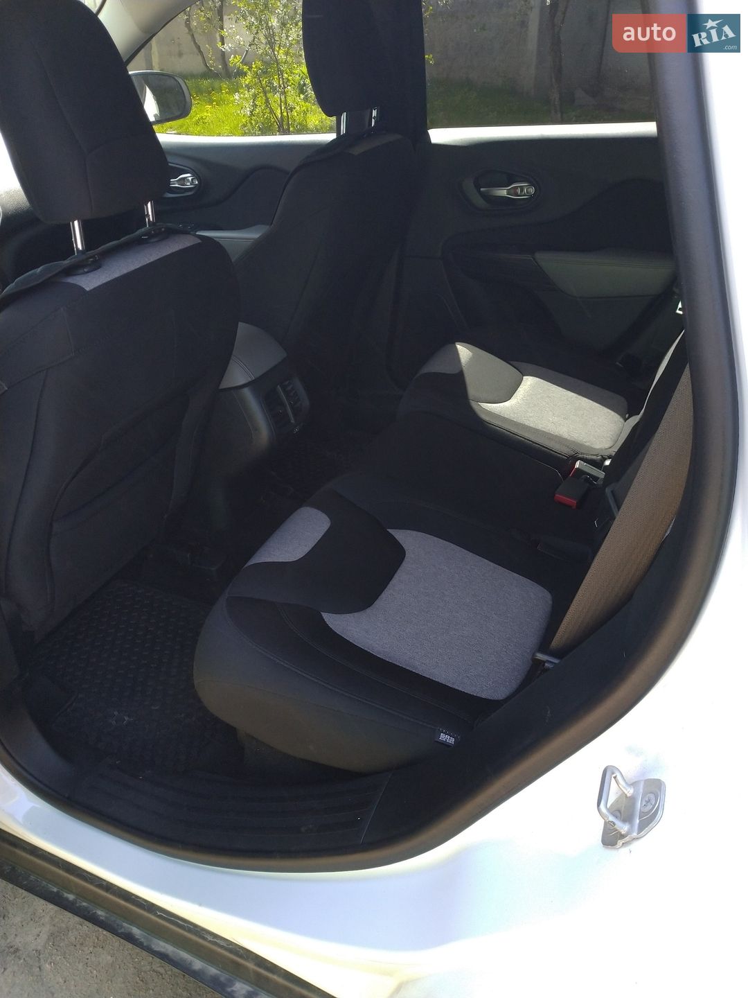 Jeep Cherokee 2014 VIN 1C4PJMAB1EW187210 фото оголошення 15 з 24