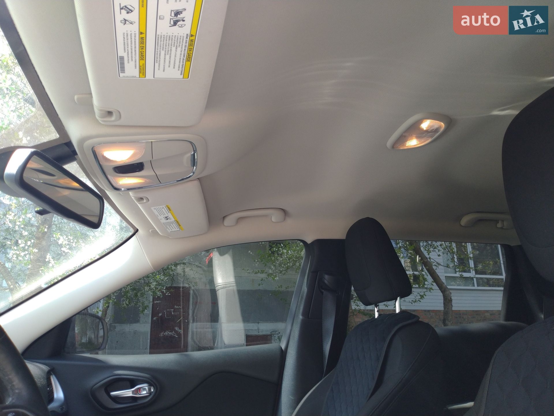 Jeep Cherokee 2014 VIN 1C4PJMAB1EW187210 фото оголошення 17 з 24