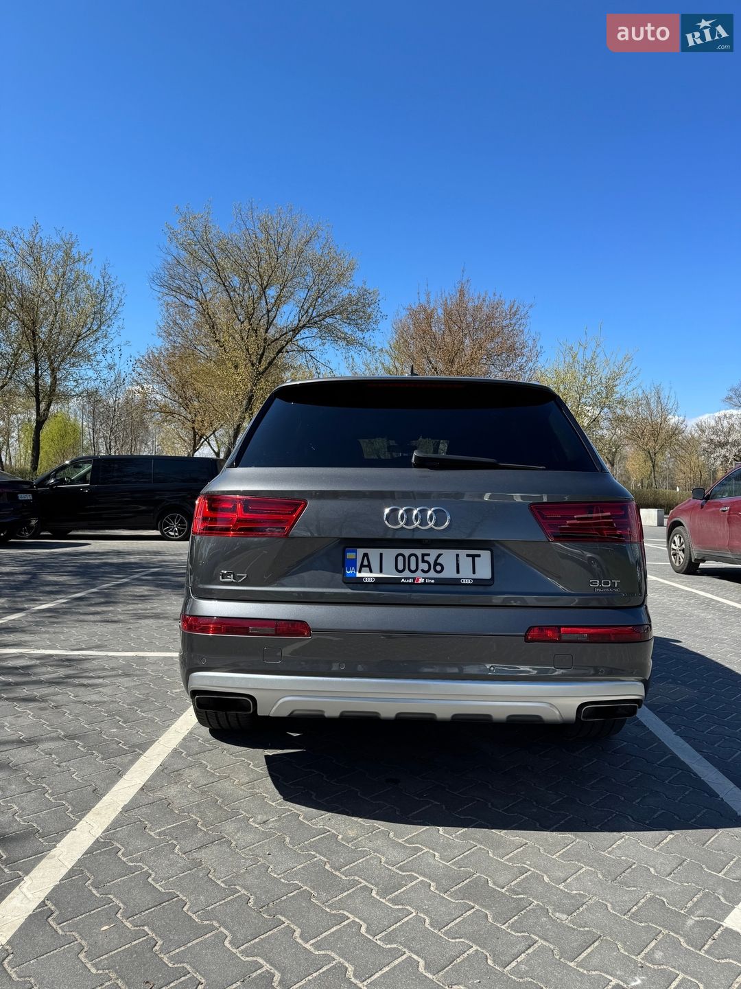 Audi Q7 2018 VIN WA1LAAF77JD052301 фото оголошення 11 з 37
