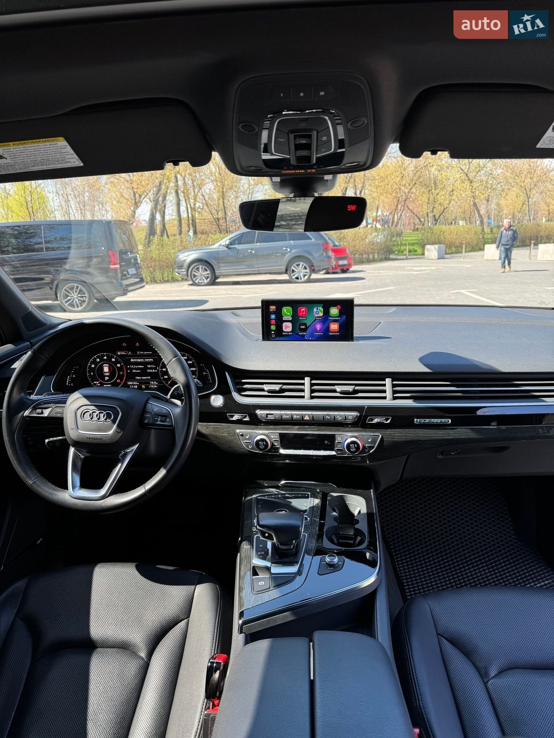Audi Q7 2018 VIN WA1LAAF77JD052301 фото оголошення 21 з 37