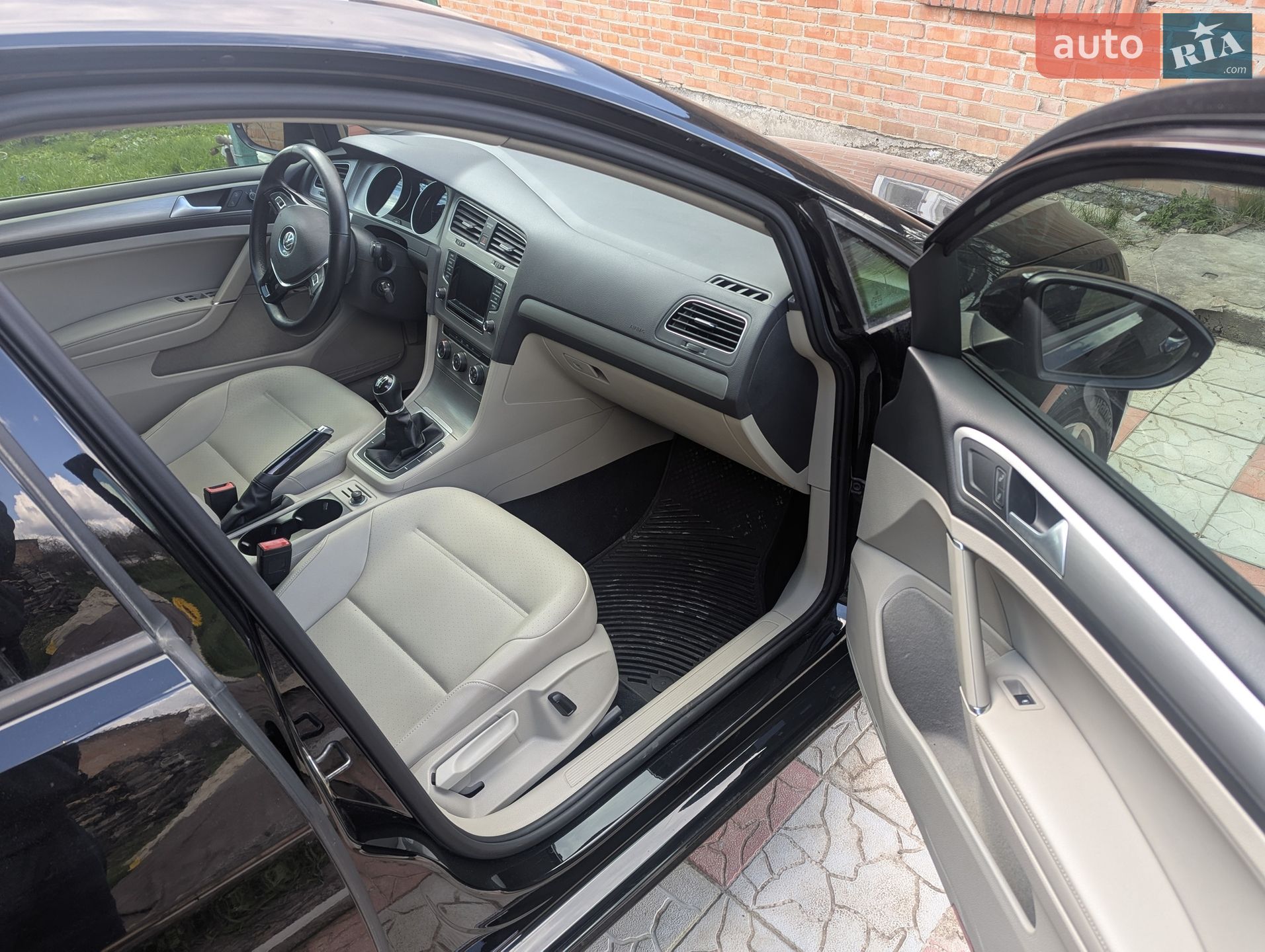 VOLKSWAGEN GOLF 2015 VIN 3VWRA7AU6FM090711 фото оголошення 5 з 15