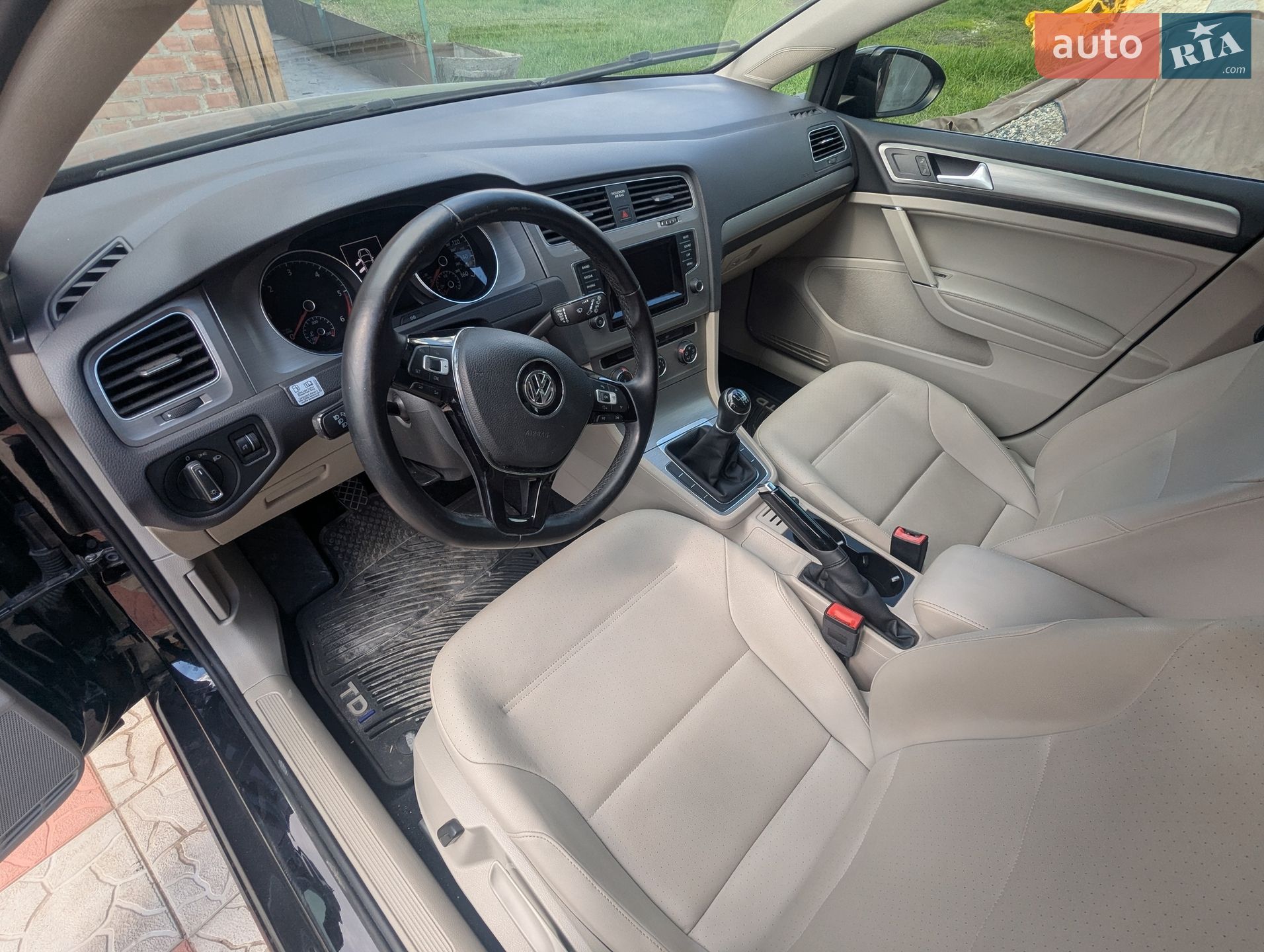 VOLKSWAGEN GOLF 2015 VIN 3VWRA7AU6FM090711 фото оголошення 14 з 15