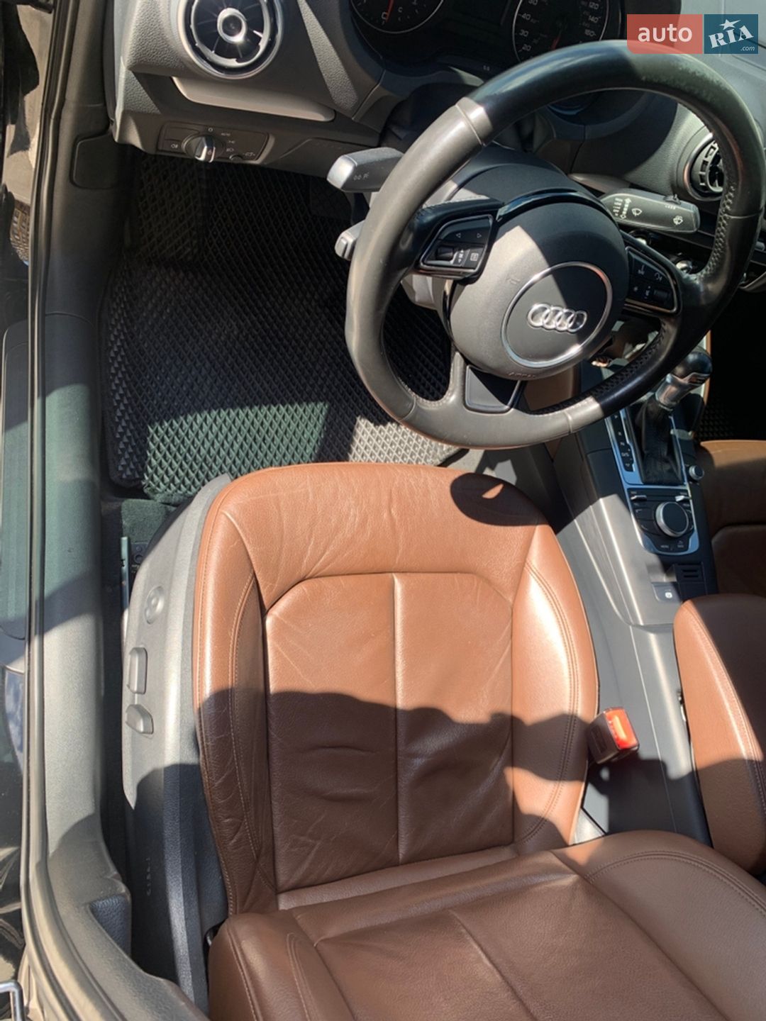 Audi A3 2015 VIN WAUBFGFF9F1123016 фото оголошення 10 з 16
