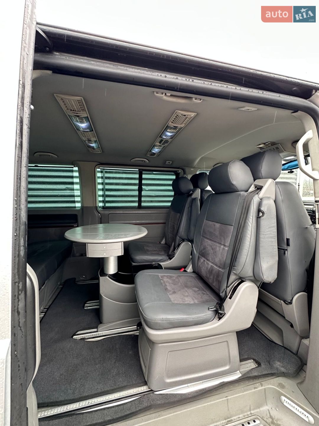 Volkswagen Multivan 2007 VIN WV2ZZZ7HZ7H128905 фото оголошення 2 з 7
