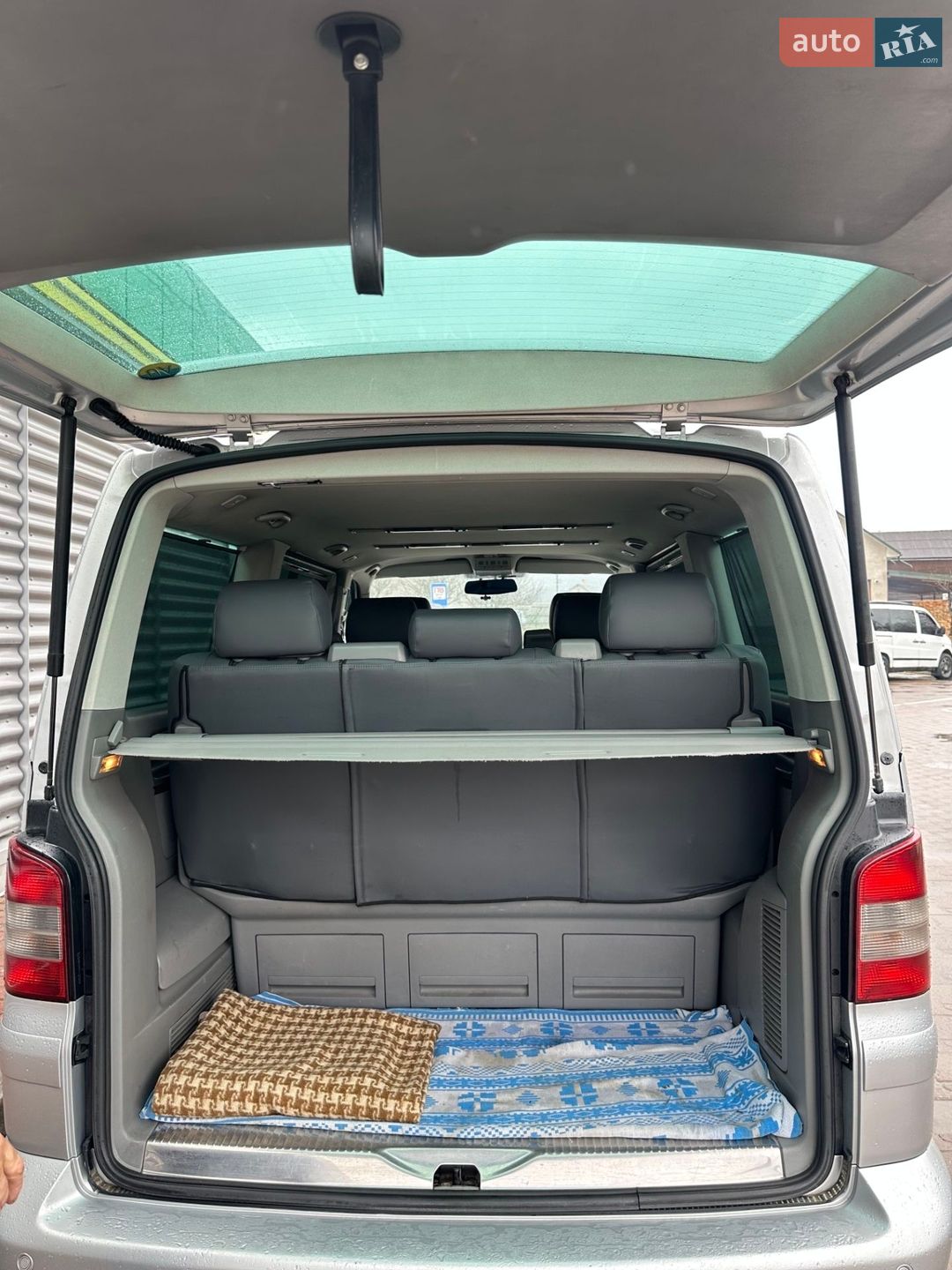 Volkswagen Multivan 2007 VIN WV2ZZZ7HZ7H128905 фото оголошення 7 з 7