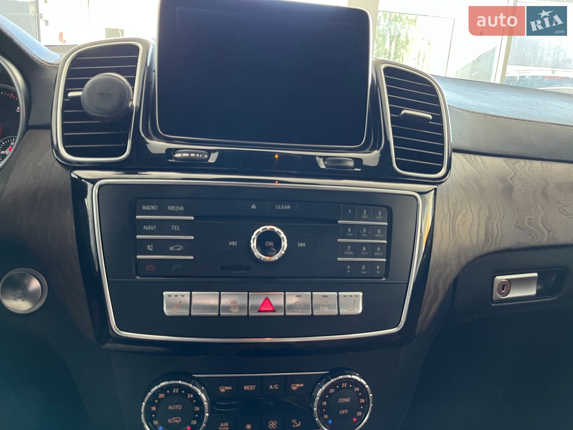 Mercedes-Benz GLE-Class 2016 VIN 4JGED2EB3GA022896 фото оголошення 12 з 24