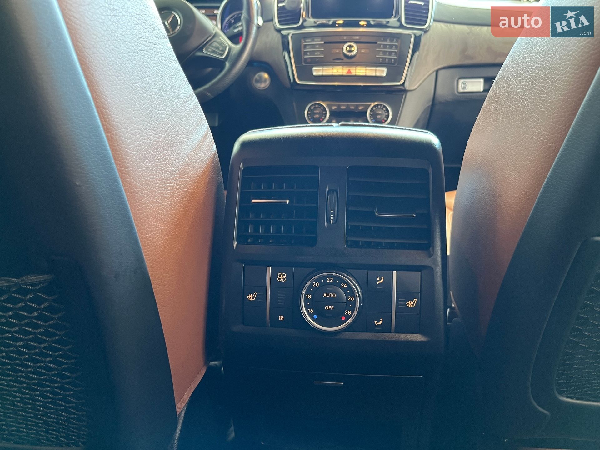 Mercedes-Benz GLE-Class 2016 VIN 4JGED2EB3GA022896 фото оголошення 15 з 24