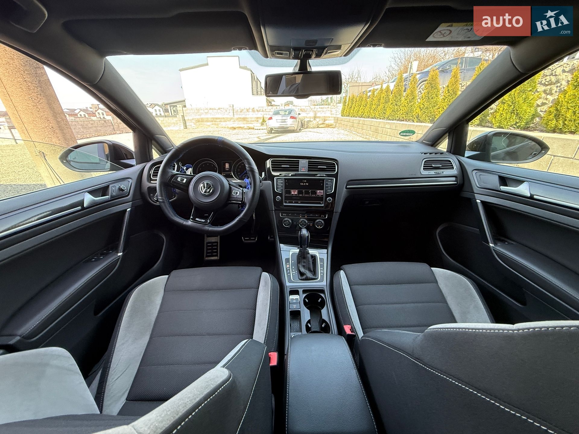 Volkswagen Golf R 2015 VIN WVWZZZAUZGP565065 фото оголошення 14 з 27