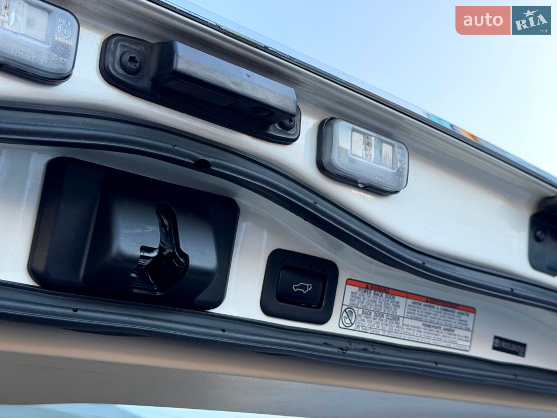 Toyota Land Cruiser 2021 VIN JTMCV05J804325651 фото оголошення 95 з 104